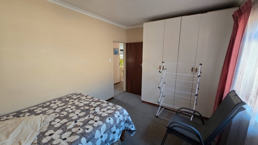 4 Bedroom Property for Sale in Wellway Park Western Cape